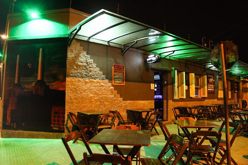 Papuera bar pelotas